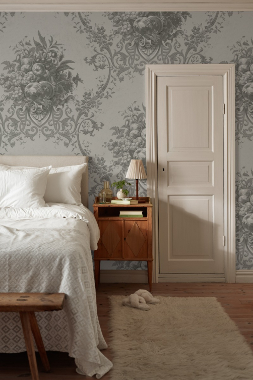 Paradise Medallion, Grey